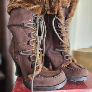 BearPaw Chocolate Brown Heeled Boots with Faux Fur